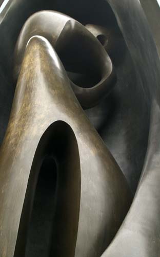 Henry Moore Sculpture 06 